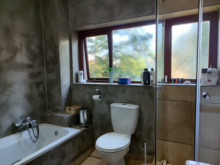 4 Bedroom Property for Sale in Songloed North West